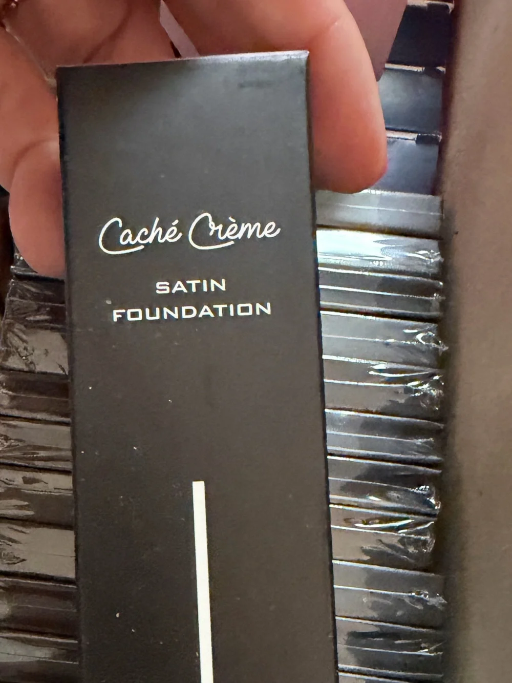 Doucce CACHÉ CRÈME SATIN FOUNDATION High Coverage Foundation NL1